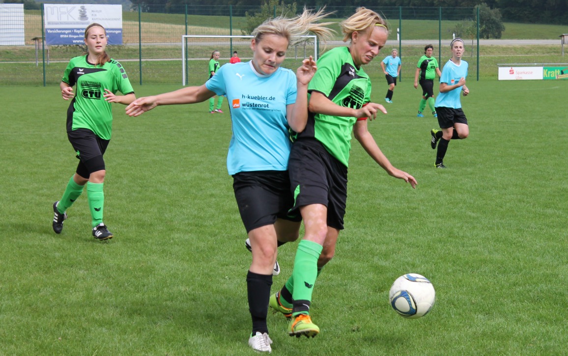 Jana Füller zeigt vollen Einsatz. (no)